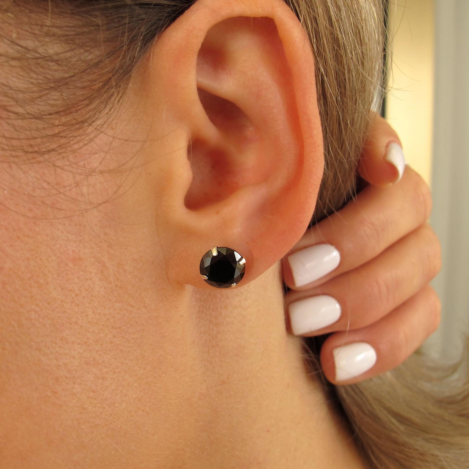 Pearl Gold Polish Diamond Tops Earrings In Black